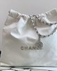 Chanel 22 Hanbag White Calfskin With Silver-Tone Metal Medium 39cm