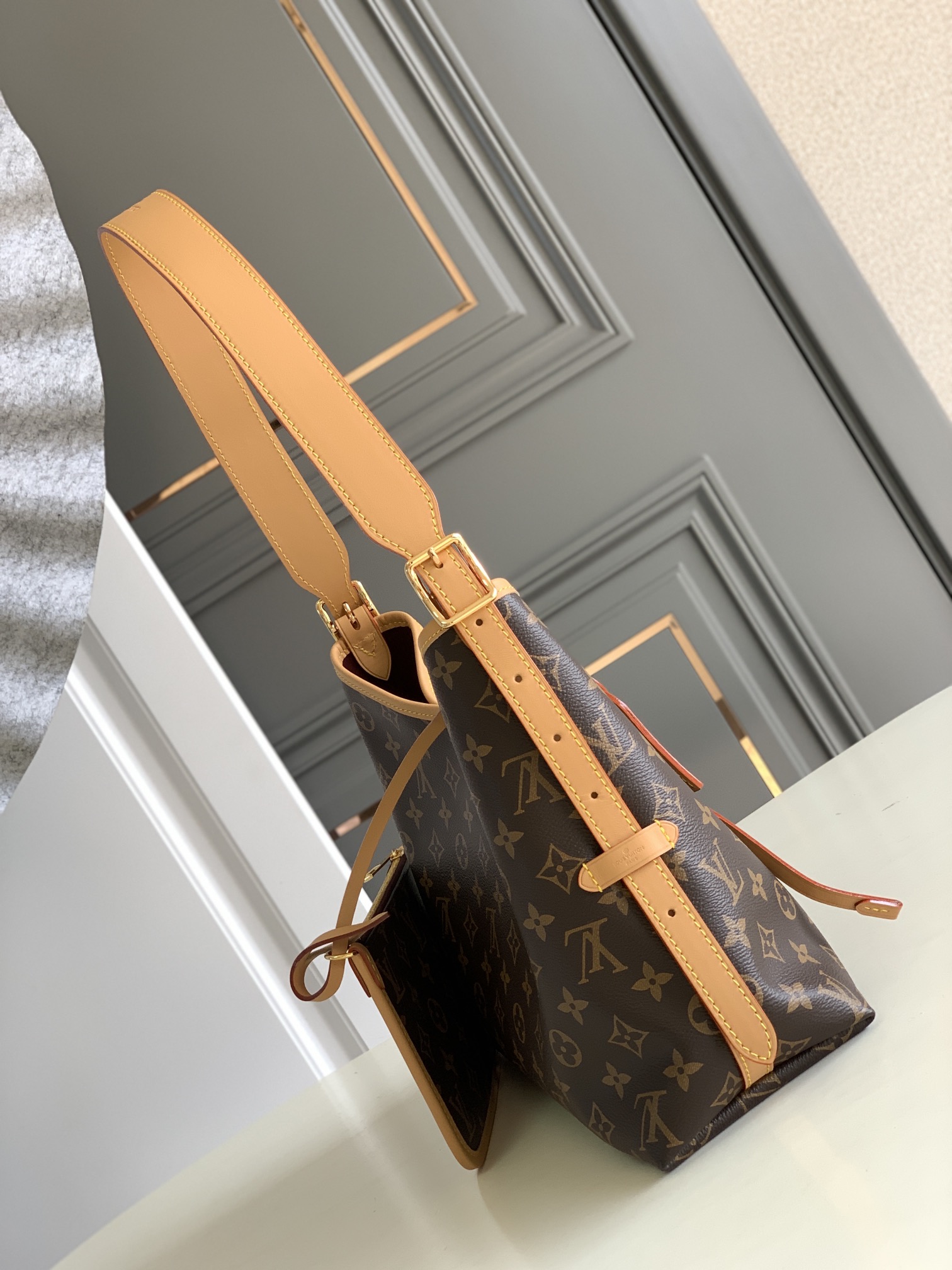 Louis Vuitton CarryAll PM Bag Monogram Canvas M46203