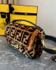 FENDI BAGUETTE NM ZUCCA SHEARLING 0191 (27*13*6cm)