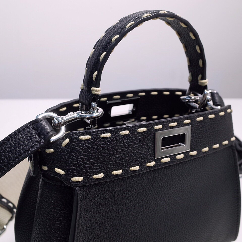 FENDI PEEKABOO MINI 8BN244AKL3F06HW (23*18*11cm)