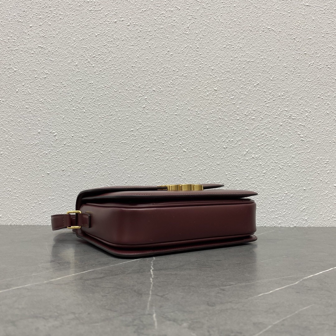 CELINE SHINY CALFSKIN MEDIUM TRIOMPHE LIGHT BURGUNDY (23*15*5cm)