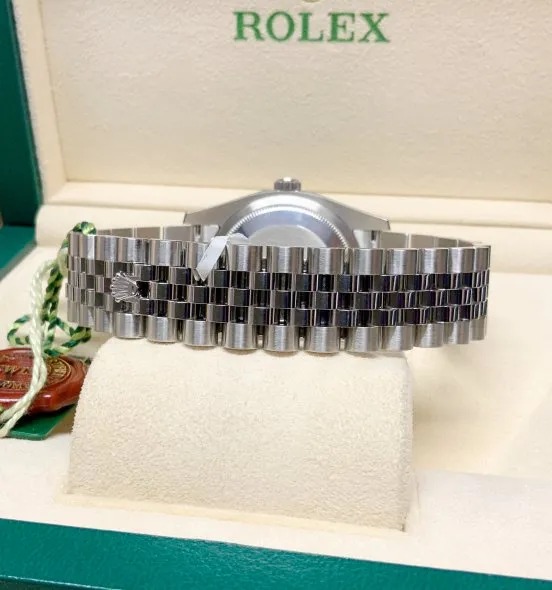 Rolex Datejust 36 Automatic Blue Diamond Dial Jubilee Bracelet 126234 Watch