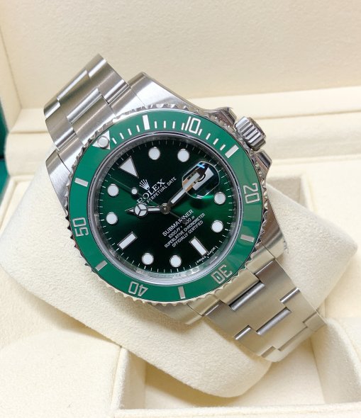 Rolex Submariner Oyster Perpetual Date Hulk Mens Watch 116610