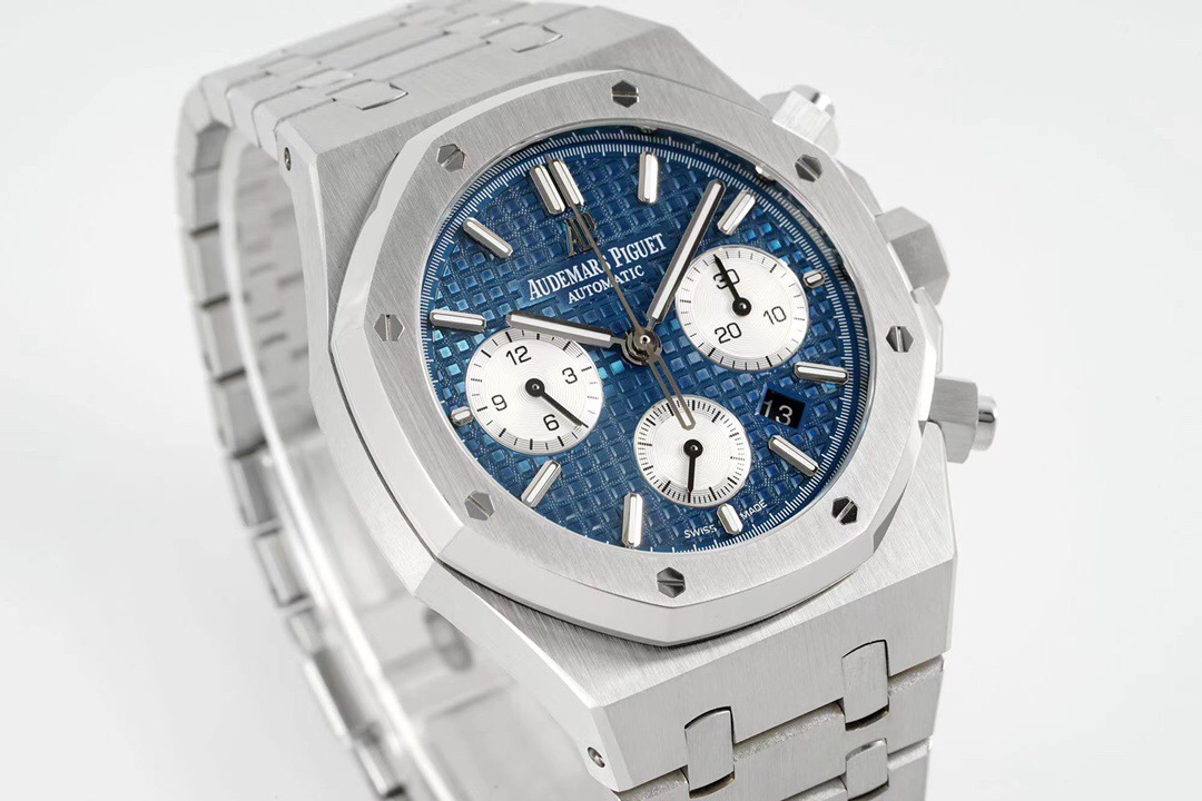 Audemars Piguet Royal Oak Chronograph 26331ST.OO.1220ST.01 Blue Dial 41mm Steel Oyster Bracelet 