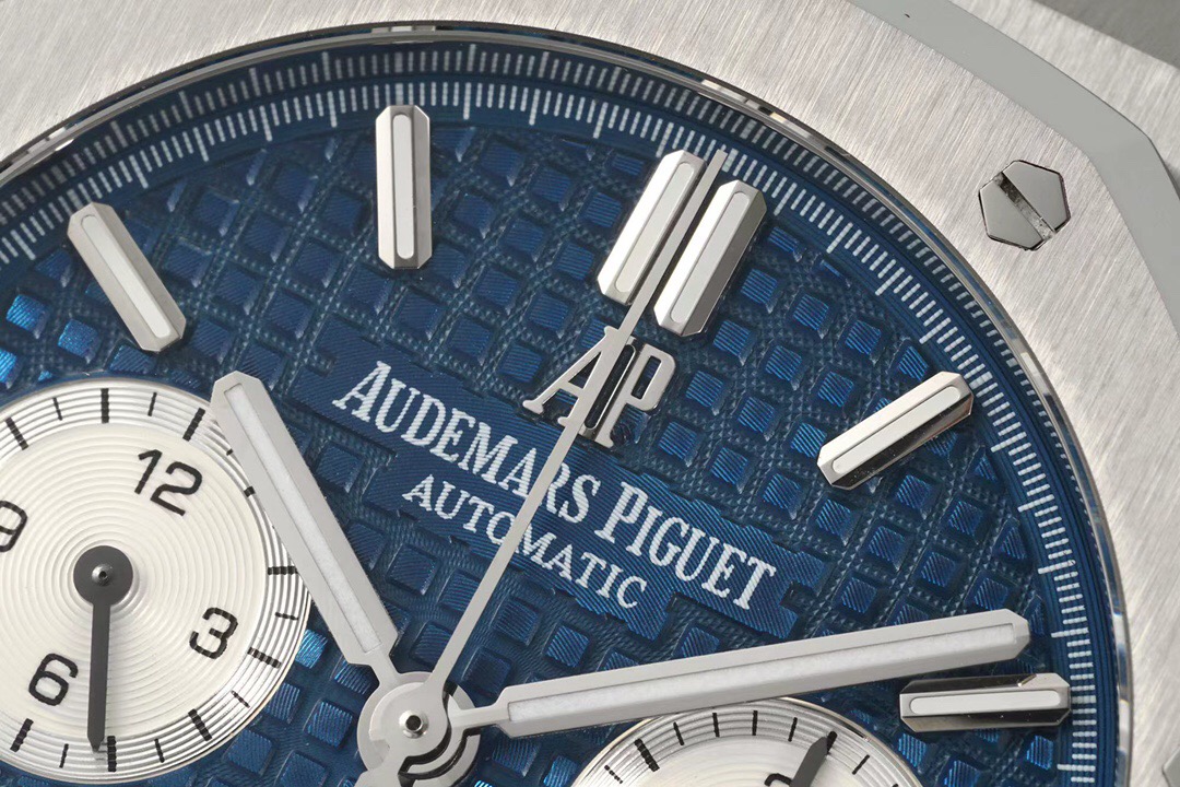 Audemars Piguet Royal Oak Chronograph 26331ST.OO.1220ST.01 Blue Dial 41mm Steel Oyster Bracelet 