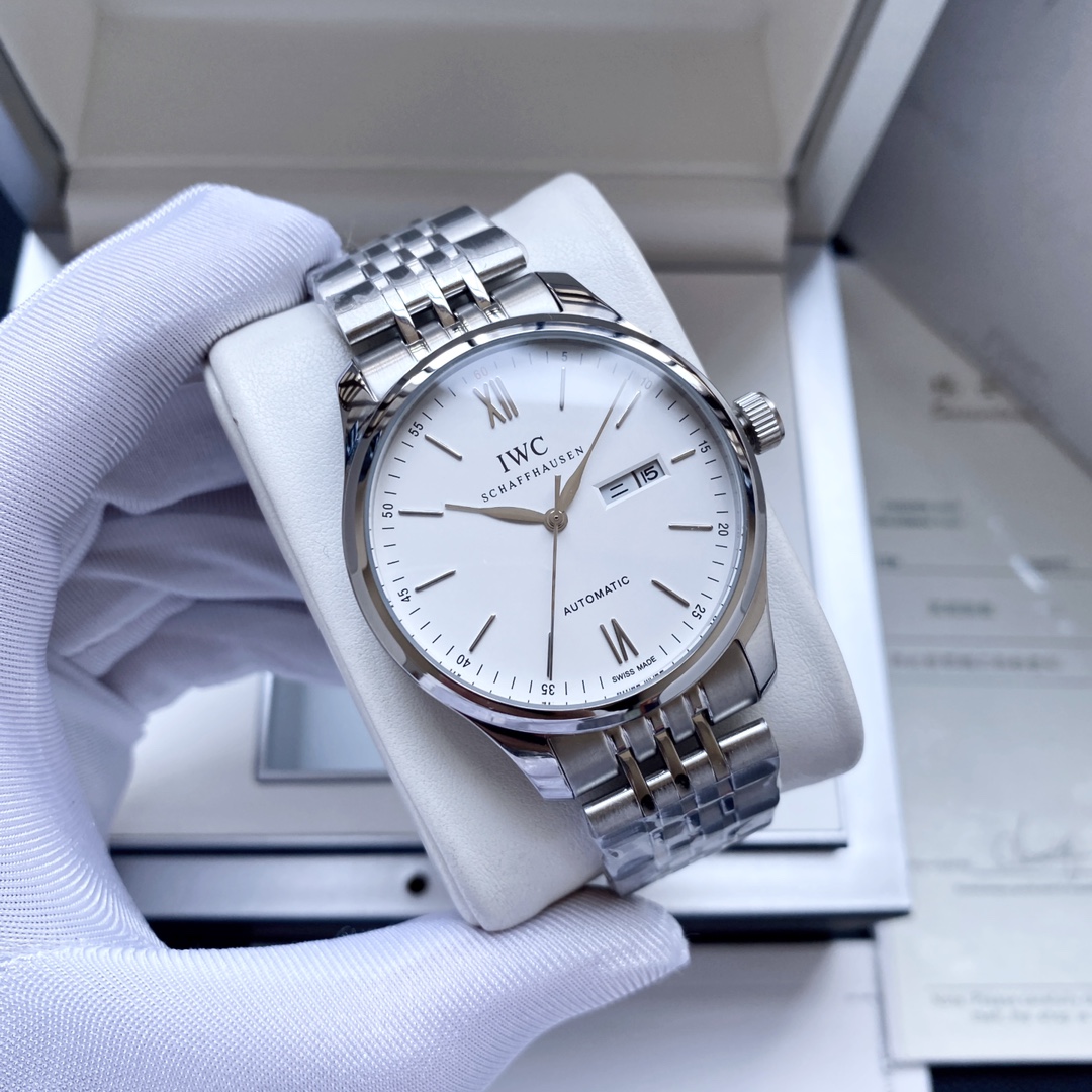 IWC Portofino White Dial 40 mm Steel Oyster Bracelet 